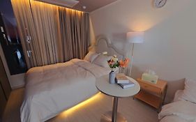 Dongseongro Dsr&U Hotel Room